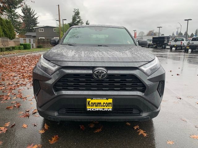 Used 2024 Toyota RAV4 LE image 9