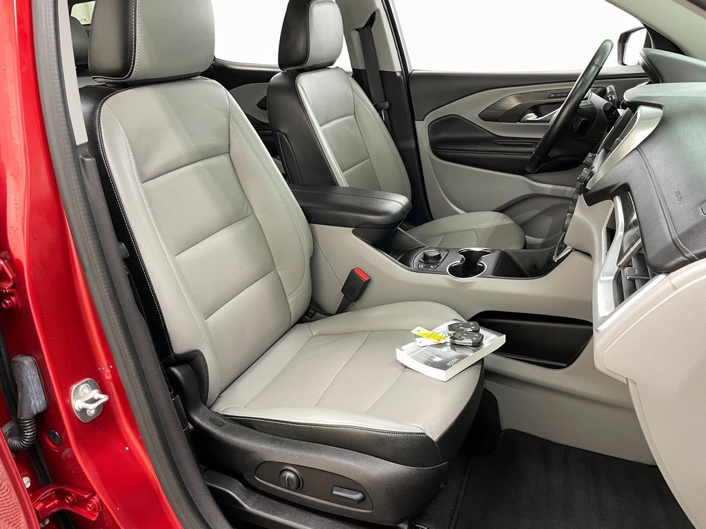 Used 2024 GMC Terrain SLT image 37