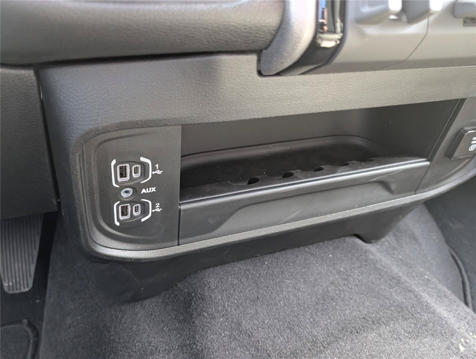 New 2026 RAM 3500 Tradesman AWD/4WD image 20