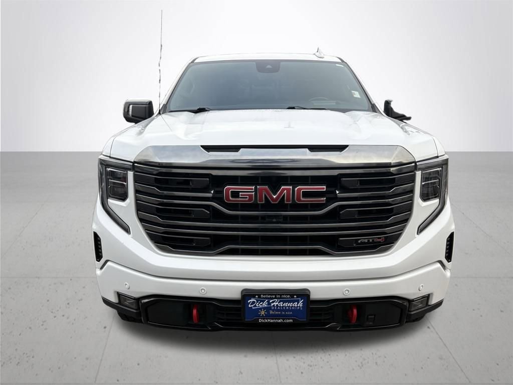 Used 2022 GMC Sierra 1500 AT4 w/ AT4 Premium Package image 3