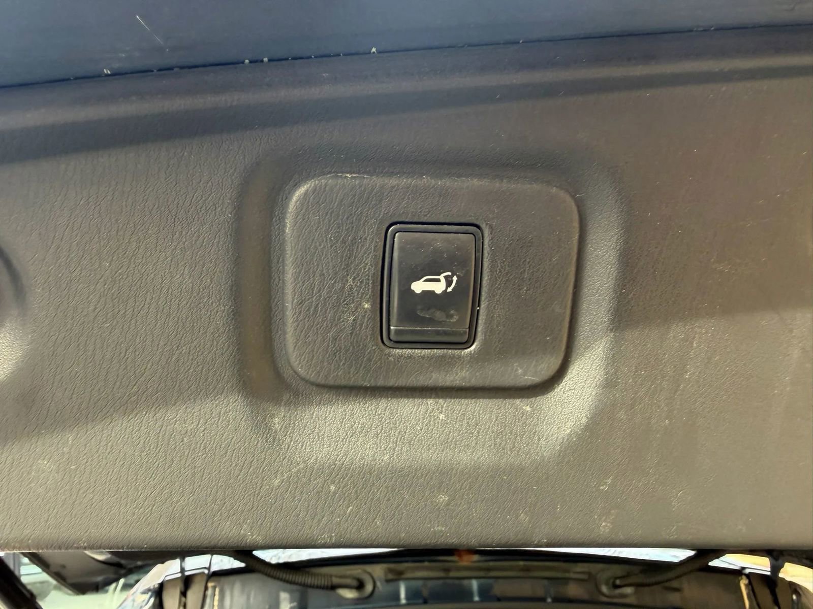 Used 2013 Nissan Pathfinder SL image 10