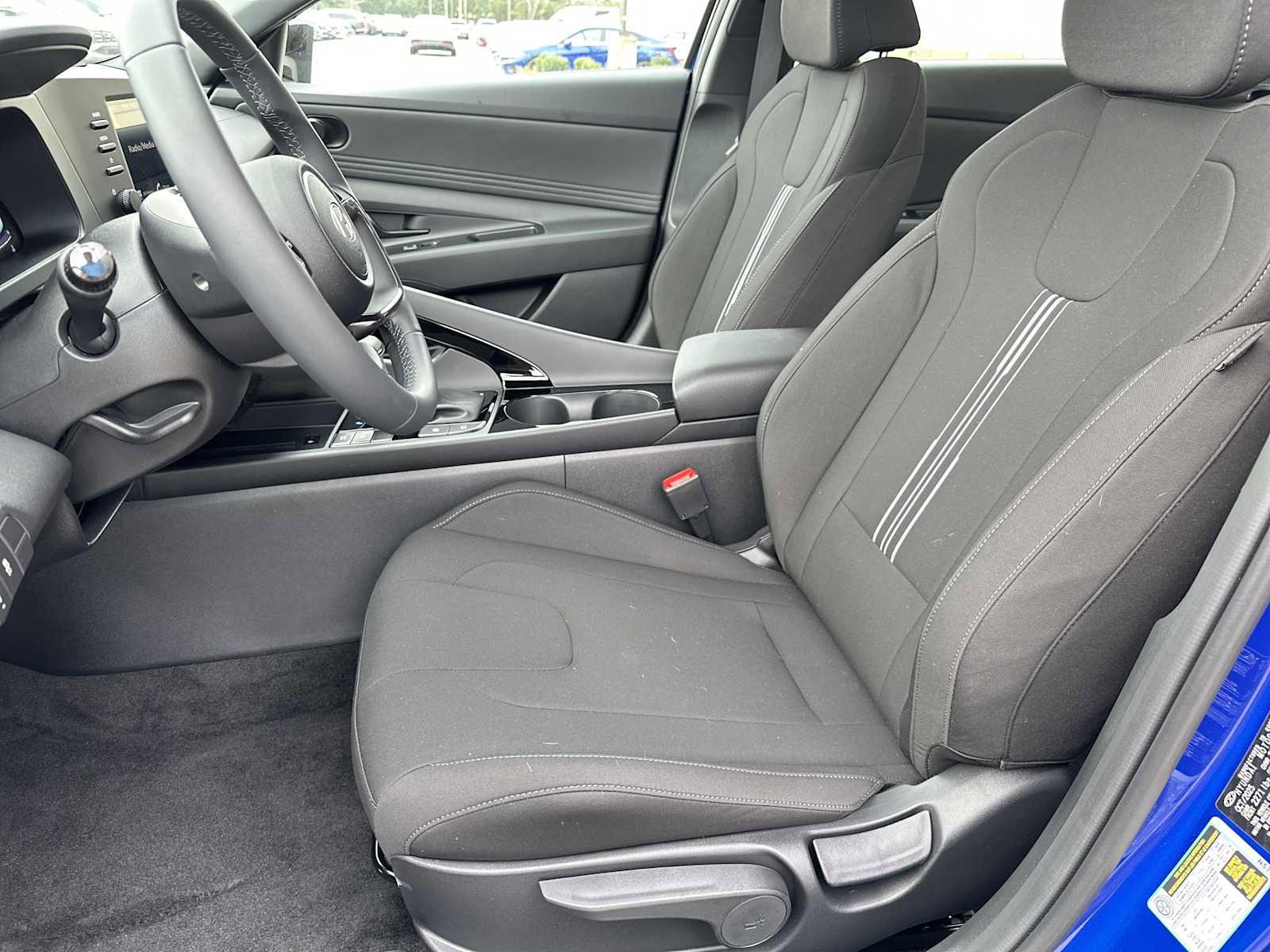 New 2026 Hyundai Elantra SEL Sport Premium image 9