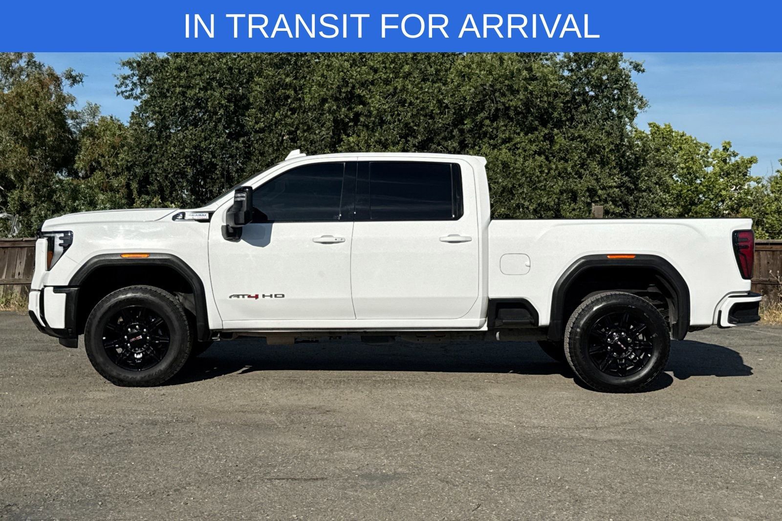 Used 2025 GMC Sierra 2500 AT4 AWD/4WD image 7