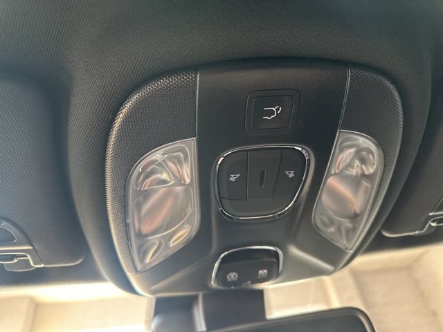 New 2026 Jeep Compass Latitude w/ Sun and Sound Group AWD/4WD image 24
