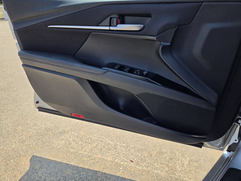 Used 2025 Toyota Camry LE FWD image 26