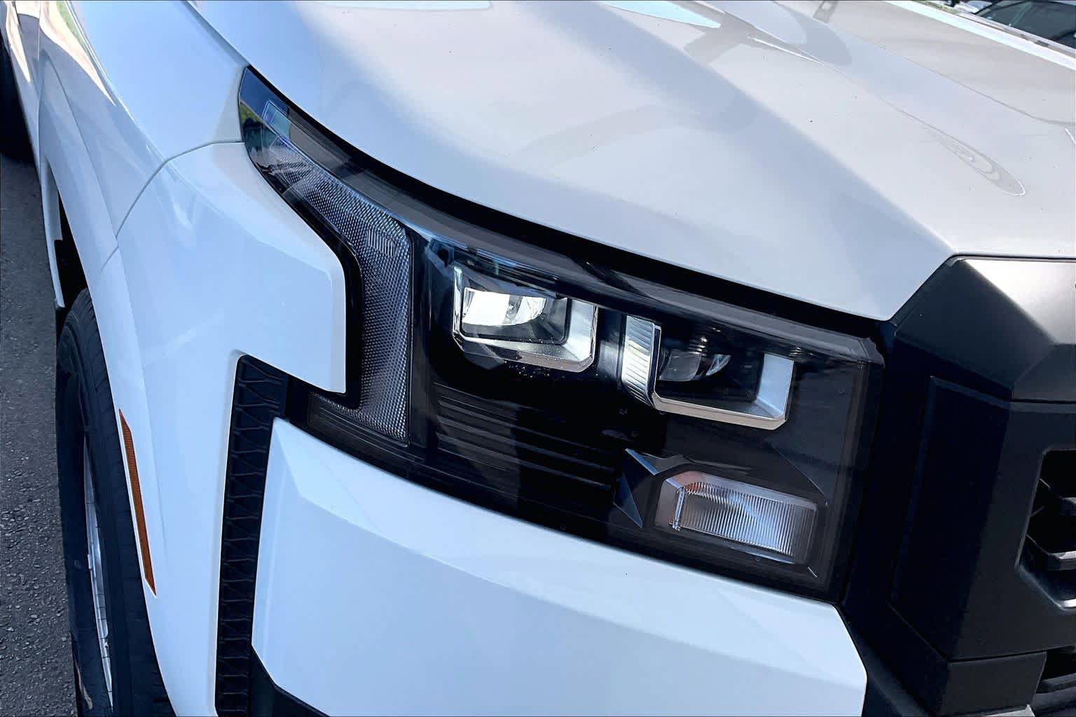 New 2026 Nissan Frontier S RWD image 18