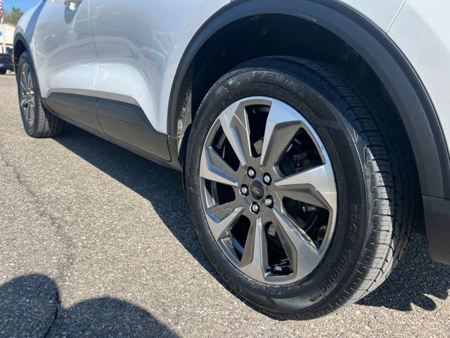 Certified 2023 Ford Escape Platinum AWD/4WD image 28