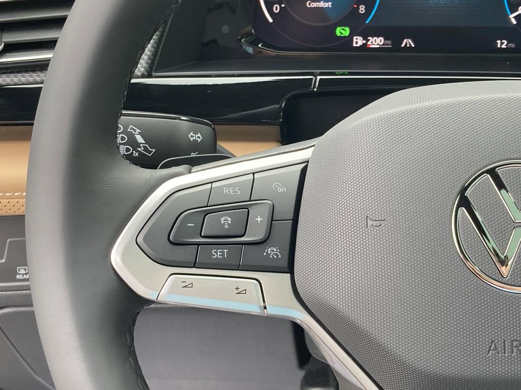 New 2026 Volkswagen Atlas Cross Sport SEL R-Line image 24