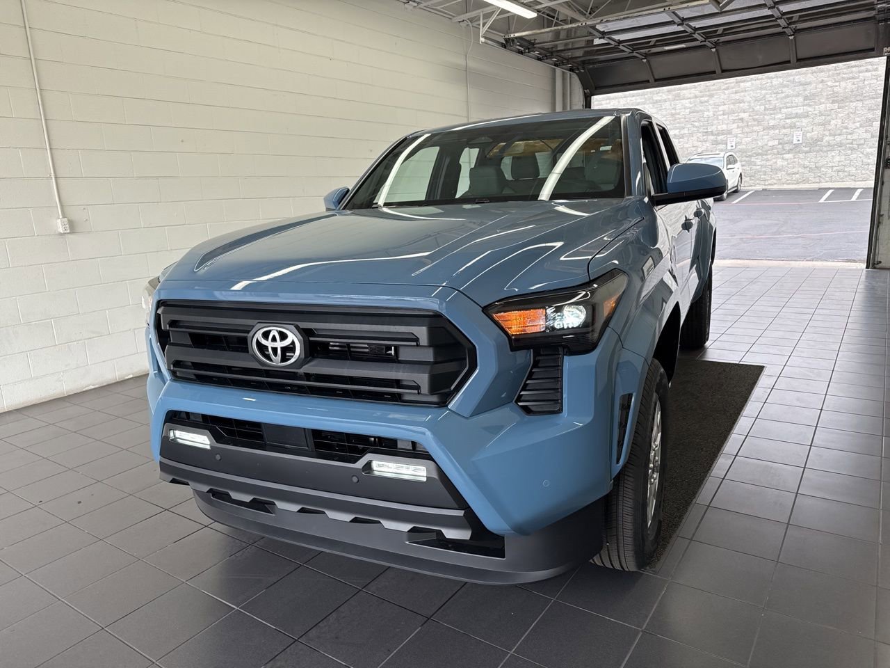 New 2026 Toyota Tacoma SR5 image 3