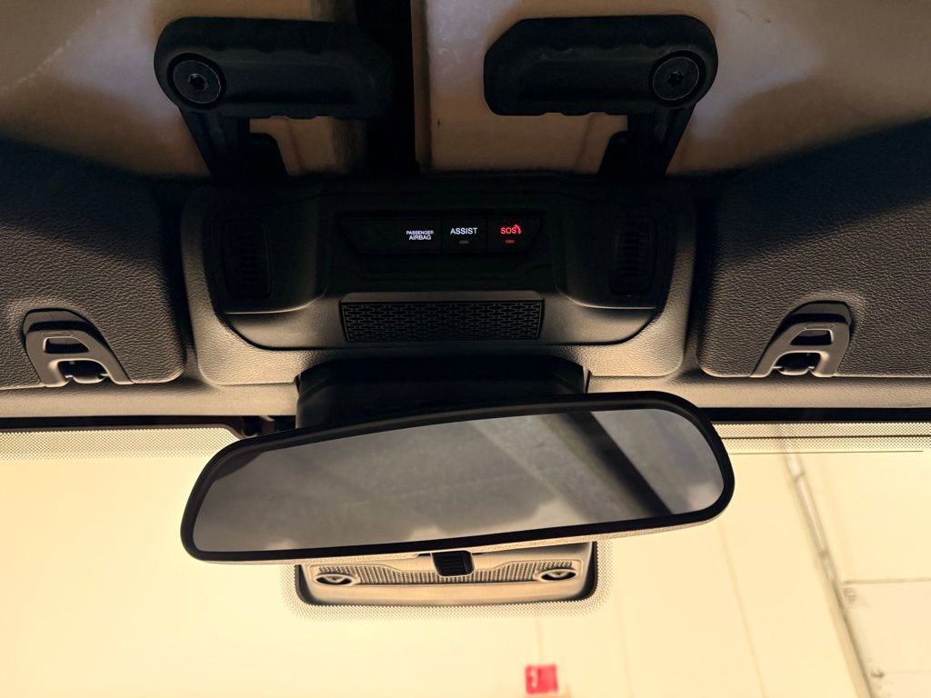 Used 2024 Jeep Wrangler Sport S image 19