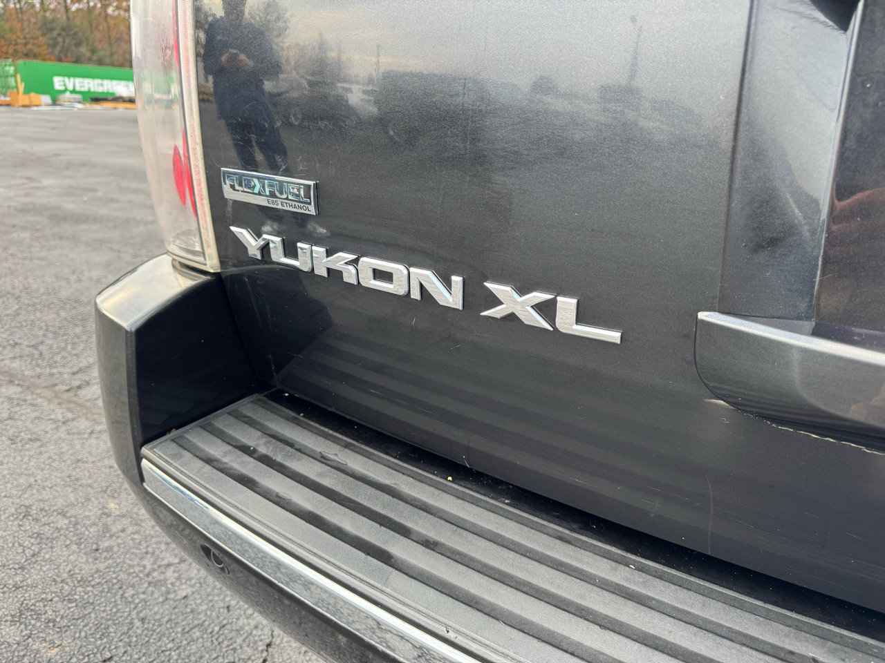 Used 2011 GMC Yukon XL Denali image 9