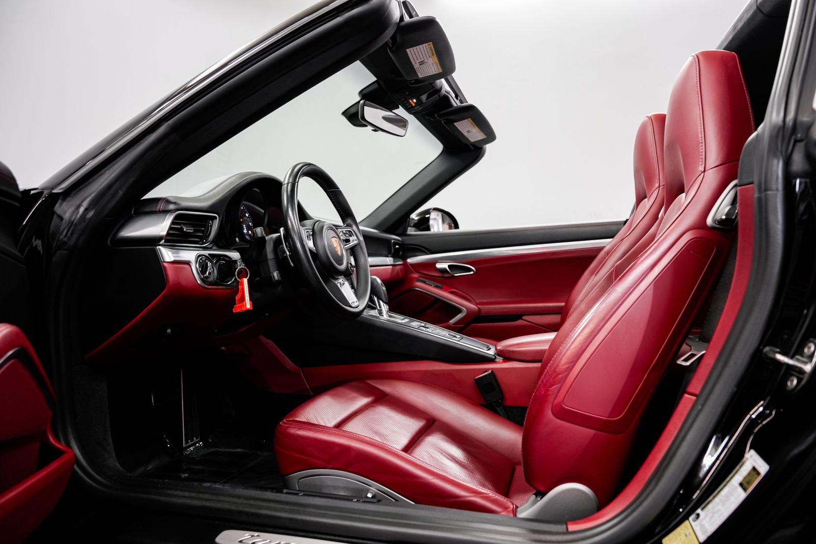 Used 2018 Porsche 911 Targa 4S AWD/4WD image 18
