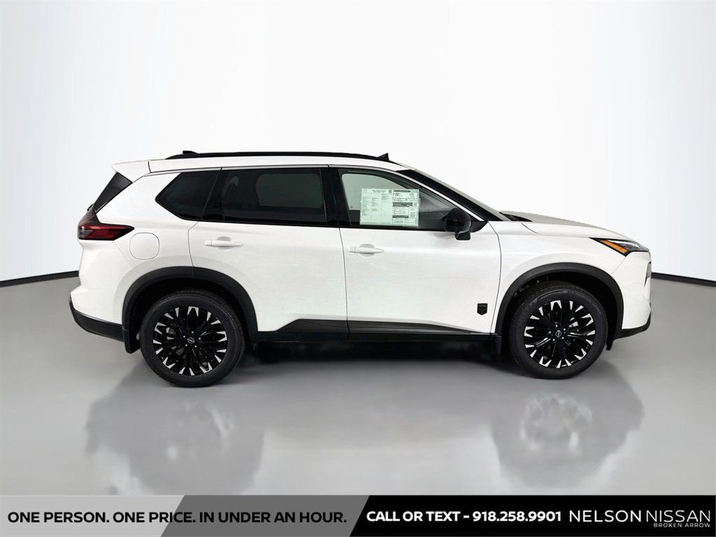 New 2026 Nissan Rogue Dark Armor FWD image 4