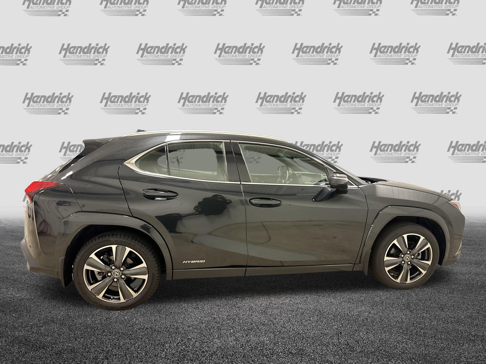 Used 2022 Lexus UX 250h w/ Premium Package AWD/4WD image 11