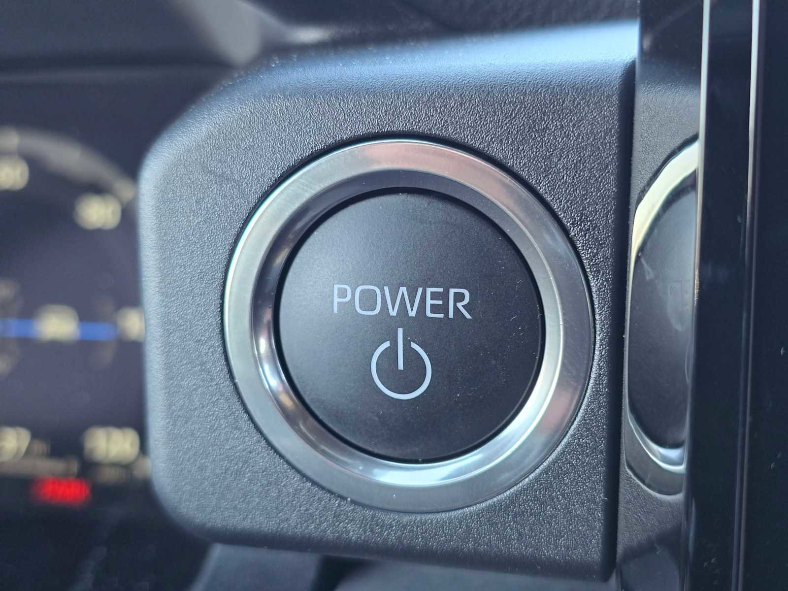 Certified 2025 Toyota 4Runner Trailhunter image 34