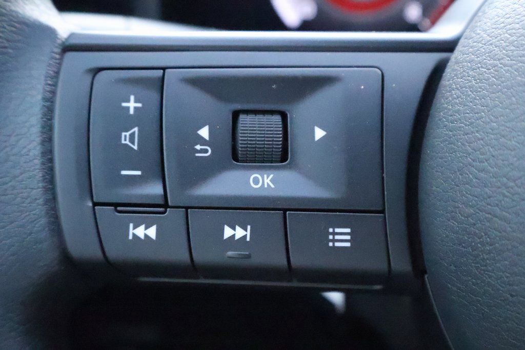 New 2026 Nissan Kicks SV image 10