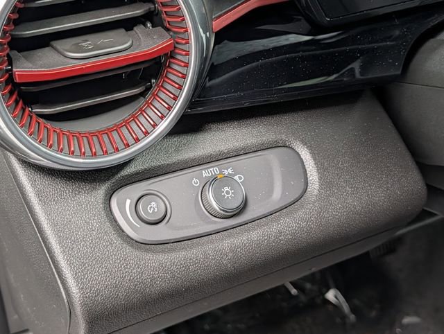 New 2026 Chevrolet Trax RS w/ Sunroof Package image 17