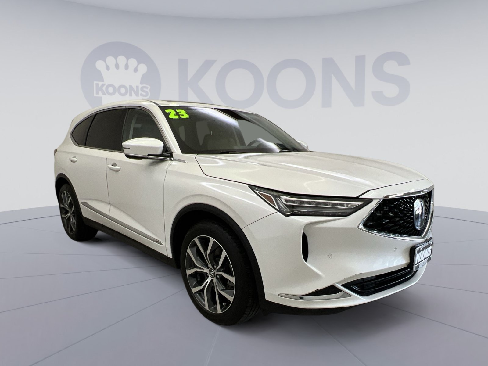 Used 2023 Acura MDX SH-AWD w/ Technology Package image 2
