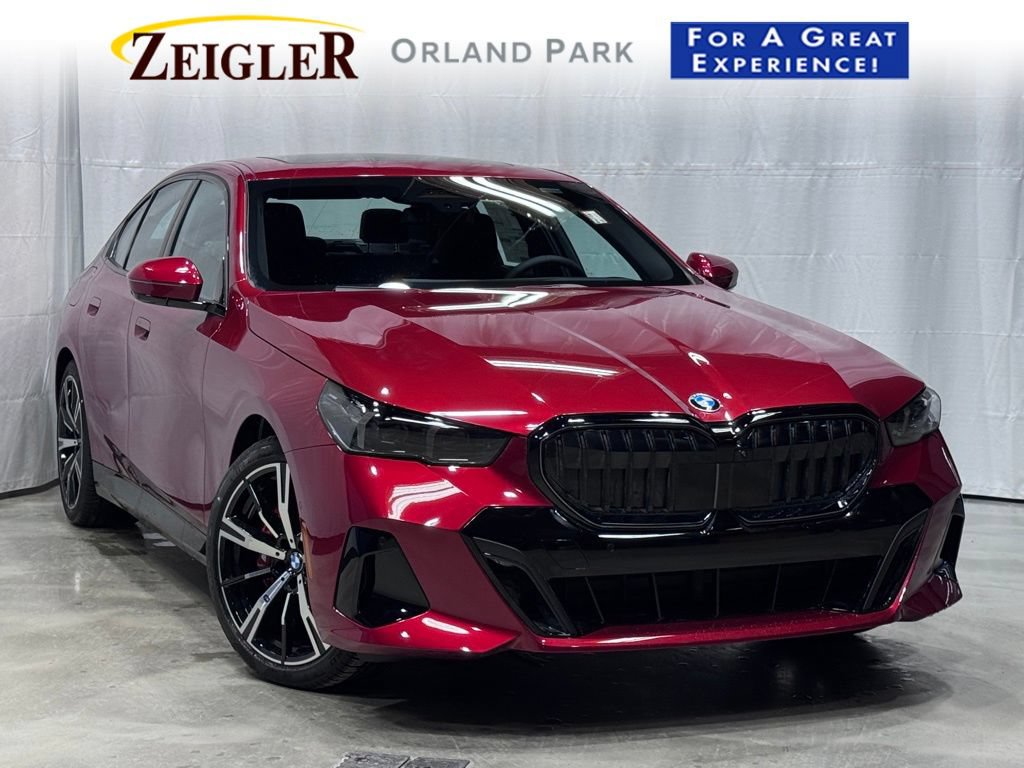 Used 2026 BMW 530i xDrive w/ M Sport Package AWD/4WD image 1