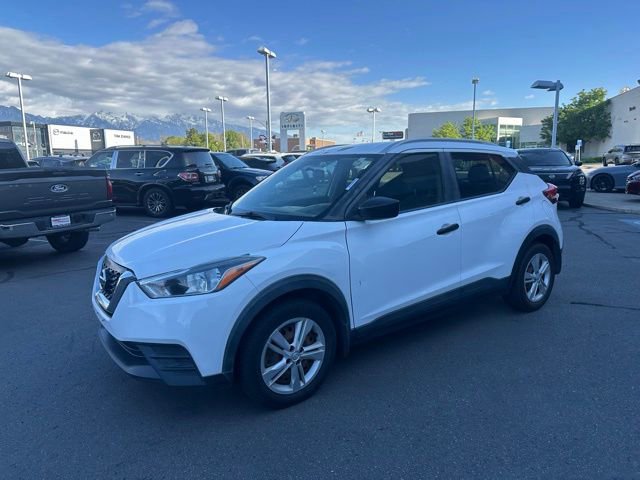 Used 2018 Nissan Kicks S FWD image 6