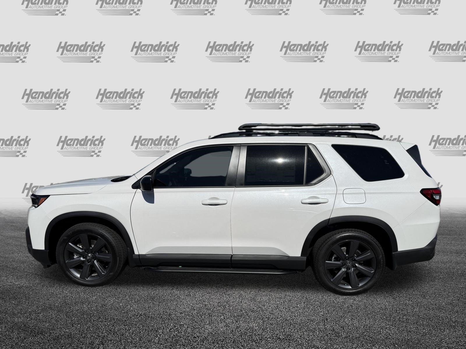 New 2026 Honda Pilot Sport image 7