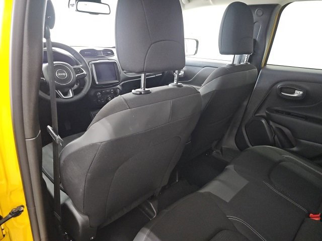 Used 2023 Jeep Renegade Altitude w/ Convenience Group I image 18