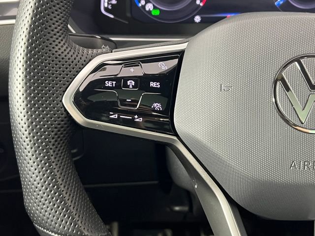 Used 2024 Volkswagen Tiguan SEL R-Line image 28