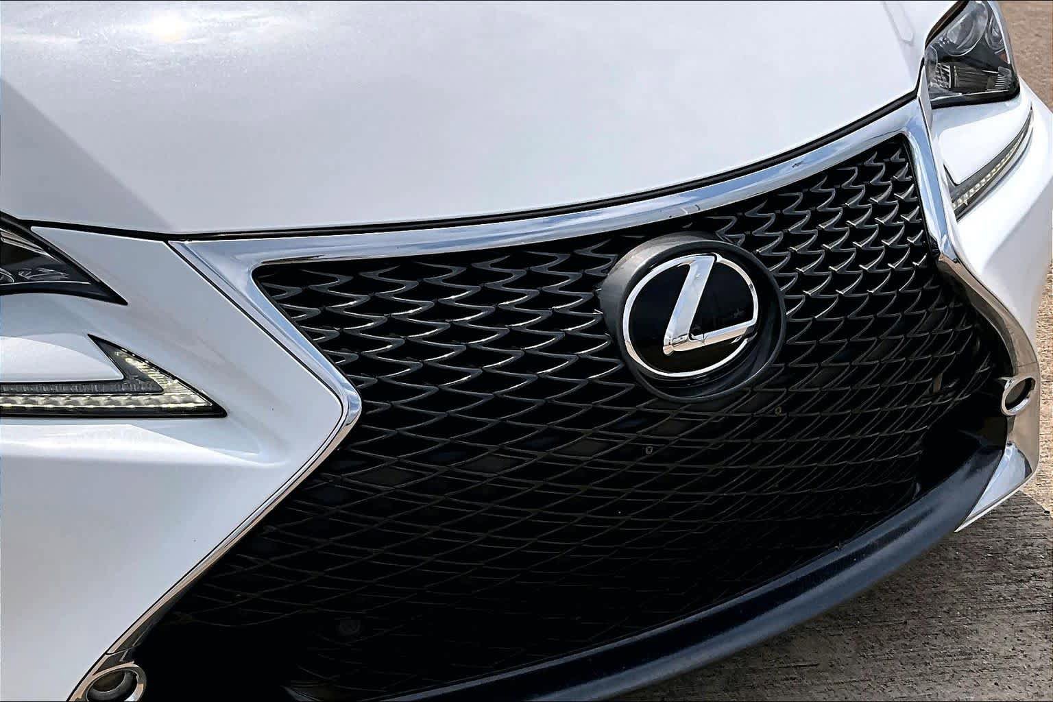Used 2015 Lexus RC 350 w/ F Sport w/Summer Tires RWD image 27
