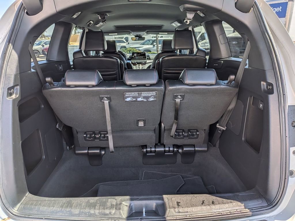 Used 2025 Honda Odyssey Sport-L image 29