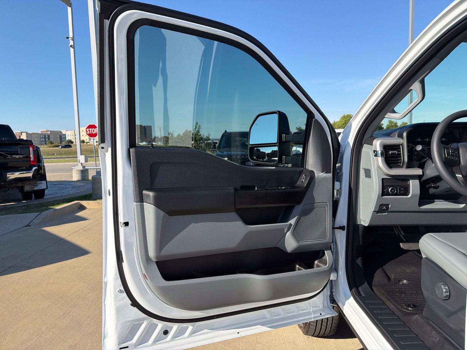 New 2027 Ford F250 XL w/ XL Chrome Package AWD/4WD image 12