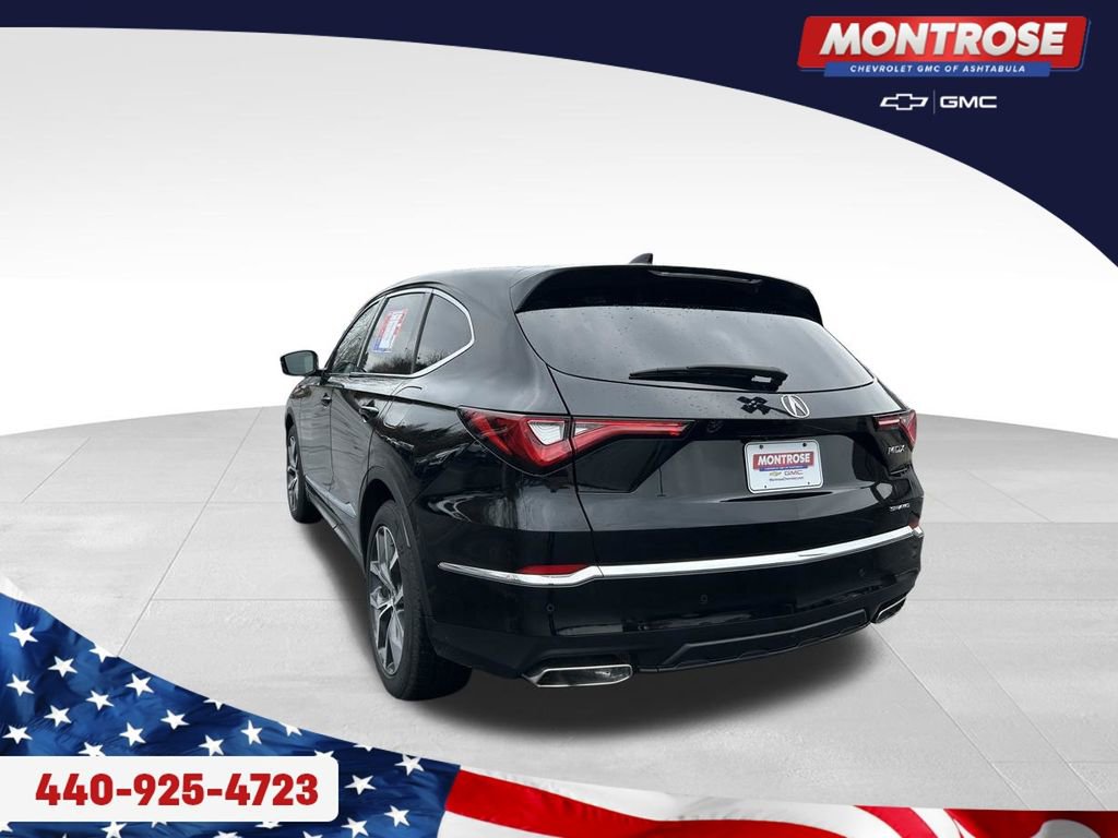 Used 2023 Acura MDX SH-AWD w/ Technology Package image 3