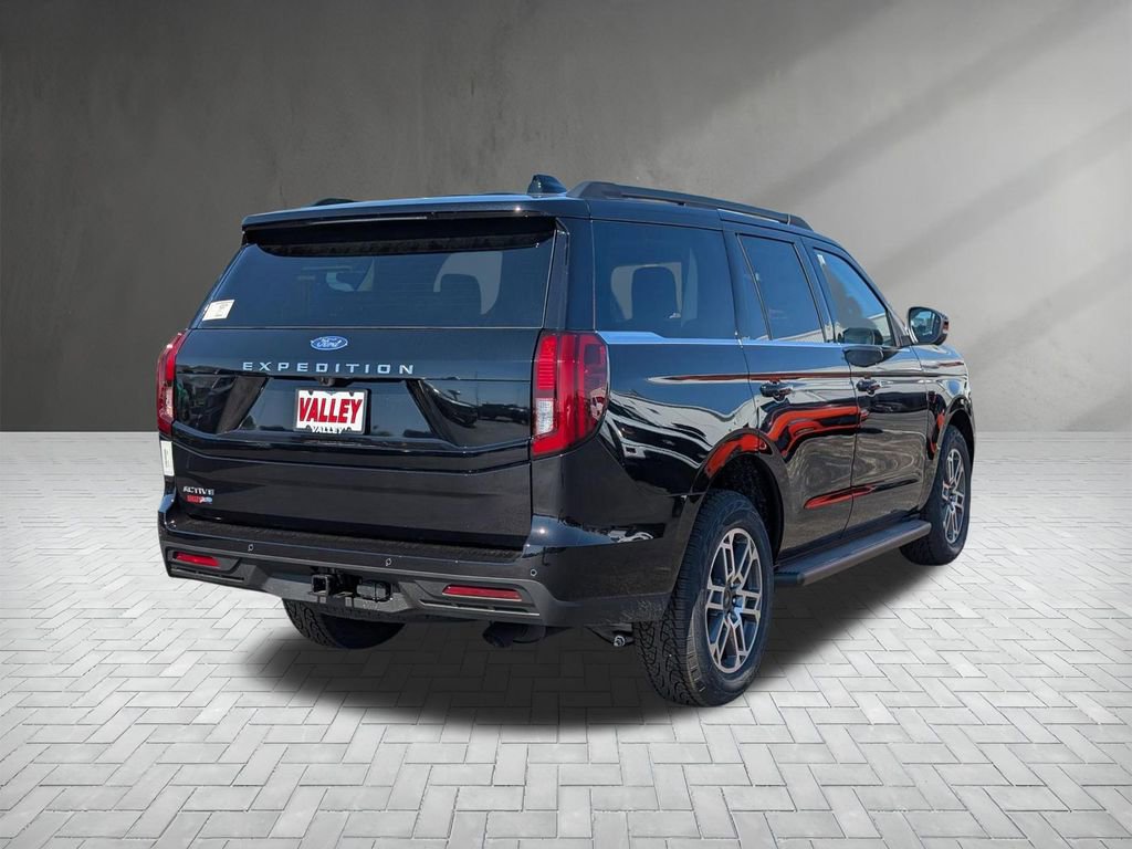 New 2026 Ford Expedition Active image 10