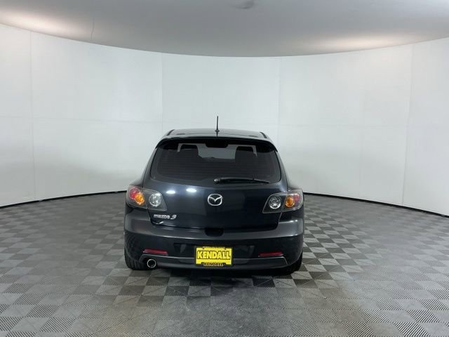 Used 2004 MAZDA MAZDA3 s w/ Moonroof & 6-CD Pkg FWD image 6
