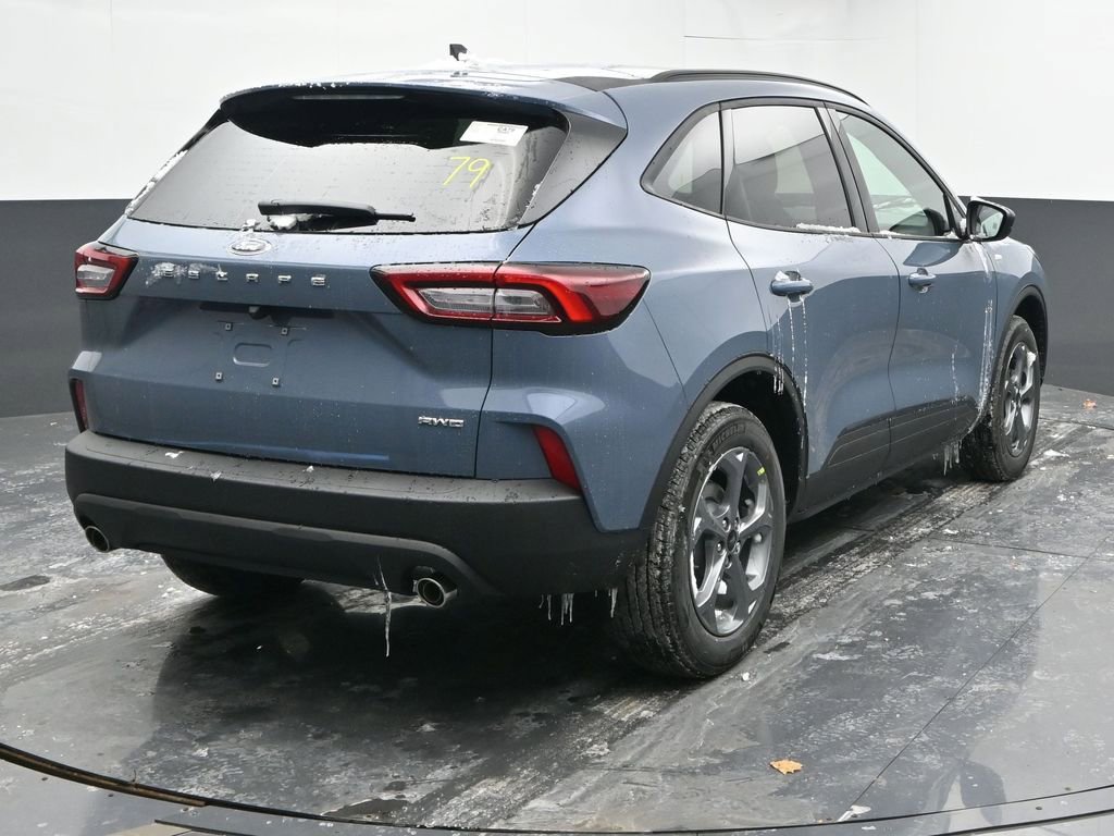 New 2026 Ford Escape ST-Line w/ Cold Weather Package image 9