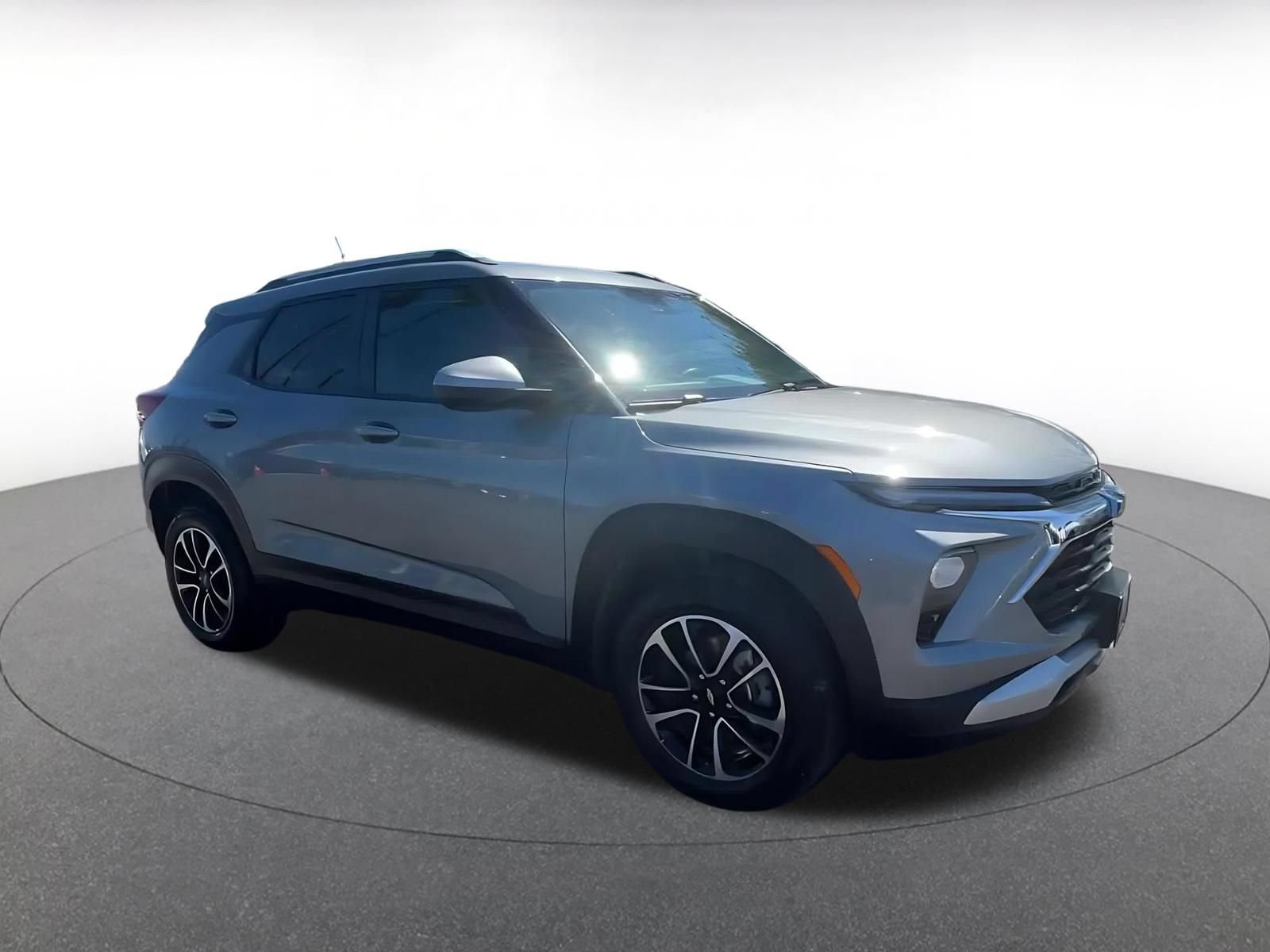 Used 2025 Chevrolet TrailBlazer LT FWD video 2