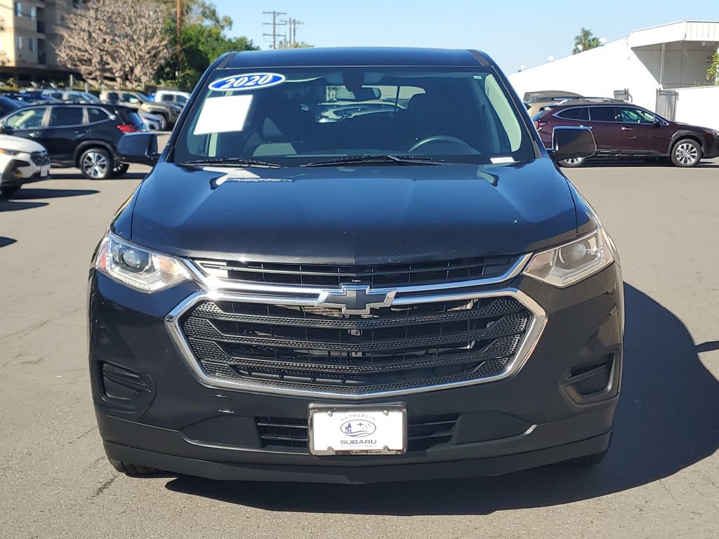 Used 2020 Chevrolet Traverse LS FWD image 2