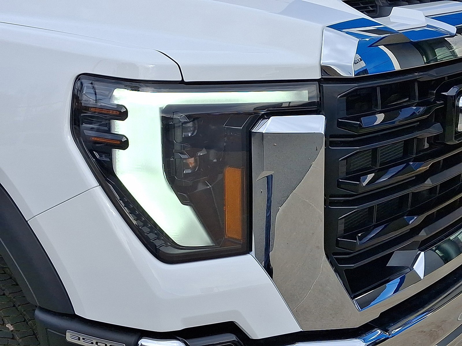 New 2026 GMC Sierra 3500 Pro w/ Convenience Package image 9