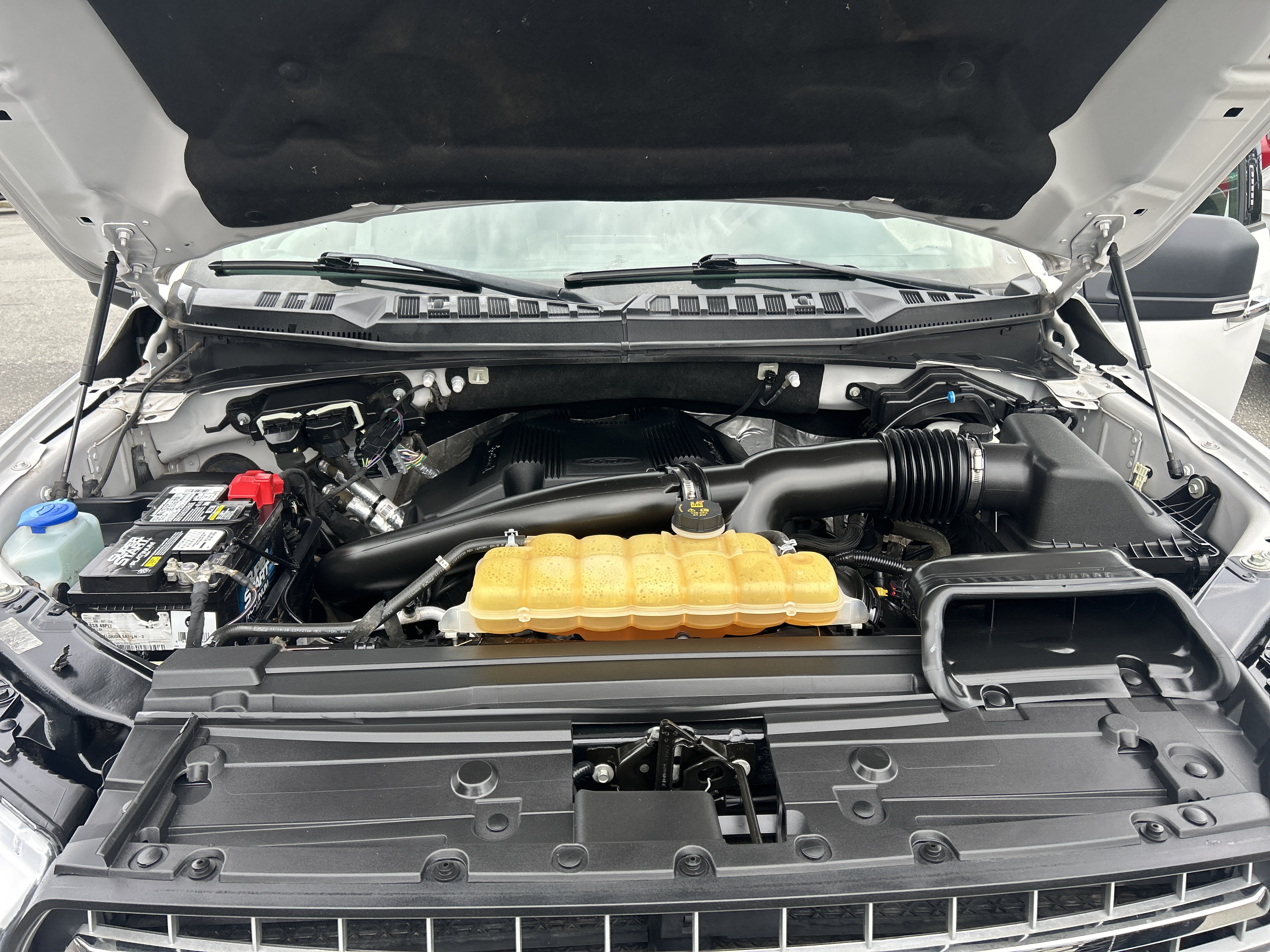 Used 2019 Ford F150 XLT w/ Equipment Group 302A Luxury AWD/4WD image 22