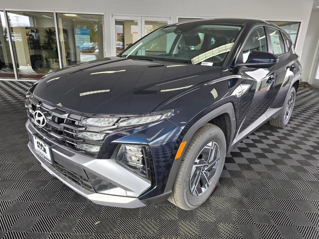 New 2026 Hyundai Tucson Blue SE w/ Tow & Go Package image 8