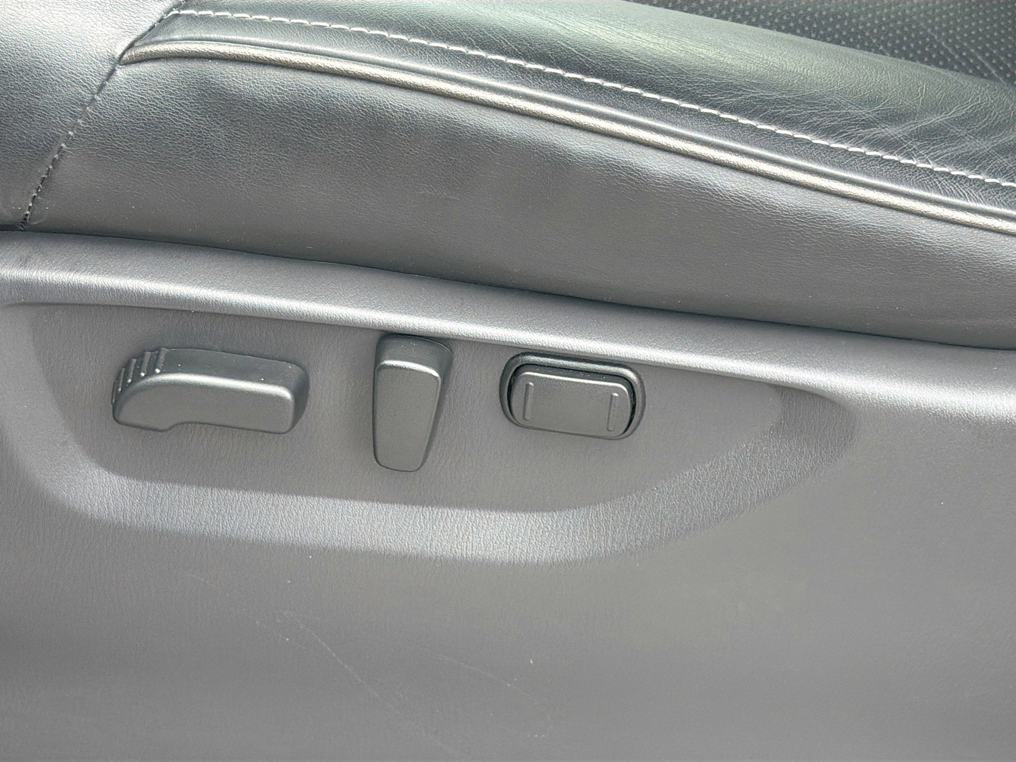 Used 2023 INFINITI QX80 Luxe w/ Cargo Package AWD/4WD image 28