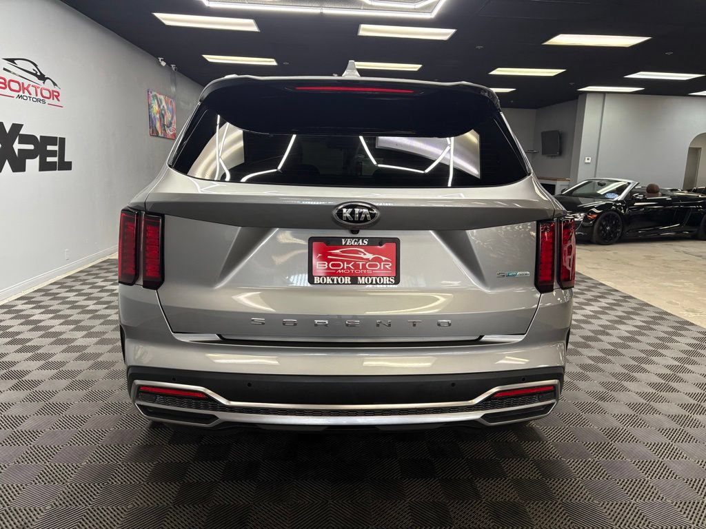 Used 2021 Kia Sorento S FWD image 12