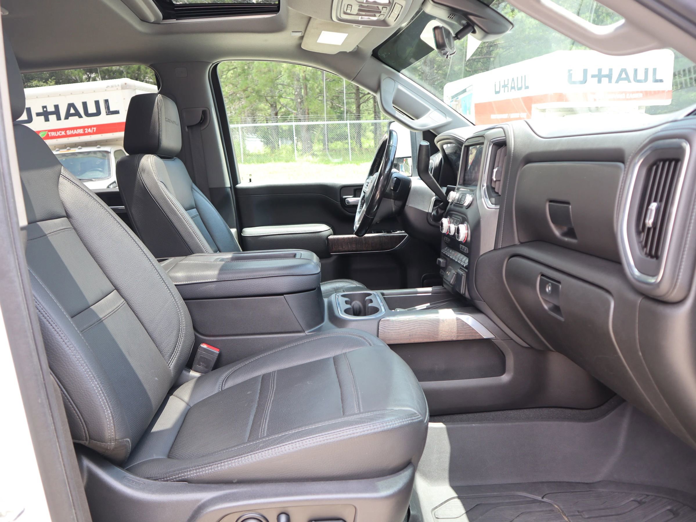 Used 2021 GMC Sierra 2500 Denali w/ Denali Ultimate Package image 15