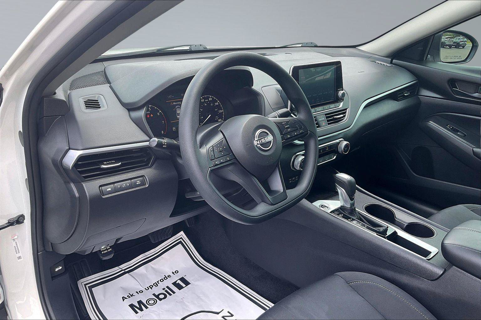Certified 2025 Nissan Altima 2.5 S FWD image 15