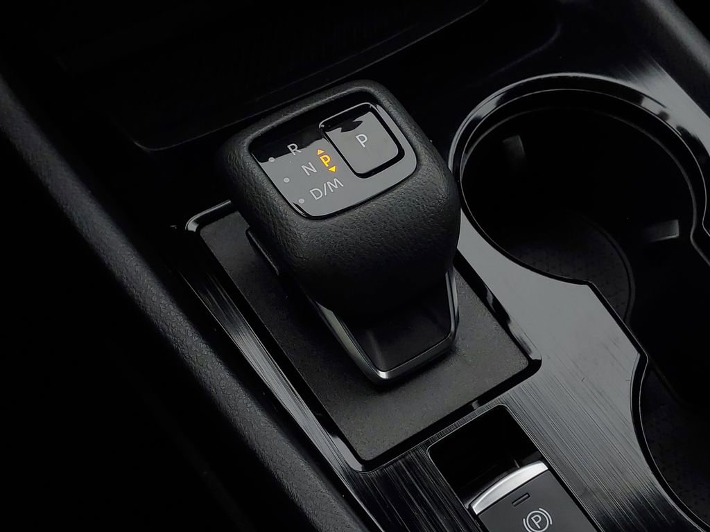 Used 2023 Nissan Rogue SV image 20