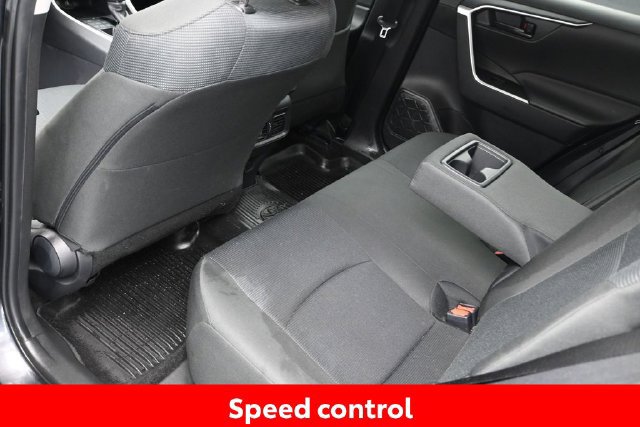 Certified 2025 Toyota RAV4 LE AWD/4WD image 16