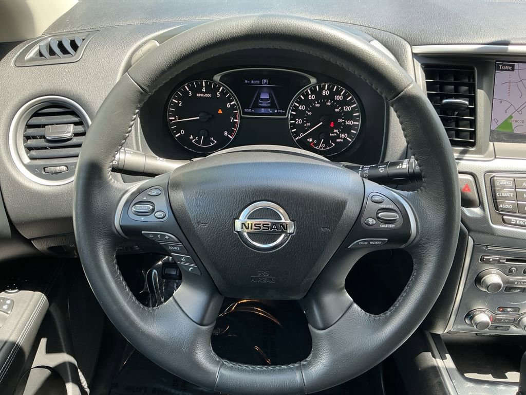 Used 2018 Nissan Pathfinder SL AWD/4WD image 19