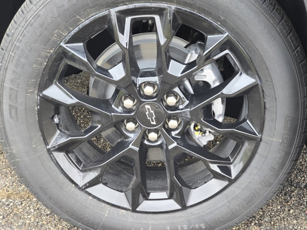 New 2026 Chevrolet Traverse LT w/ Midnight/Sport Edition image 9