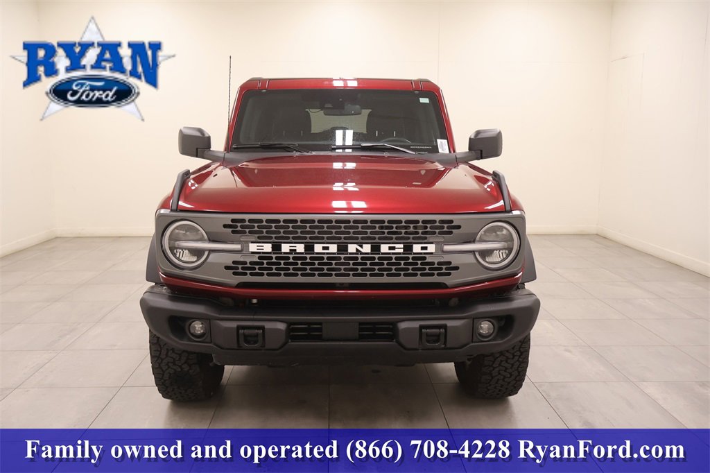 Used 2025 Ford Bronco Badlands image 9