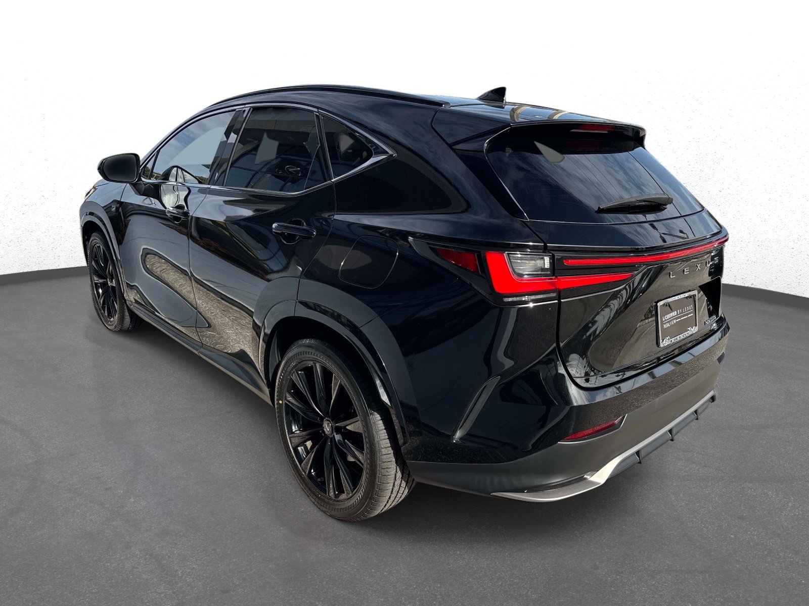 Certified 2022 Lexus NX 350 F Sport AWD/4WD image 5