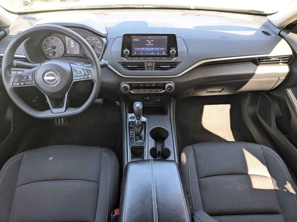 Used 2023 Nissan Altima 2.5 S FWD image 14